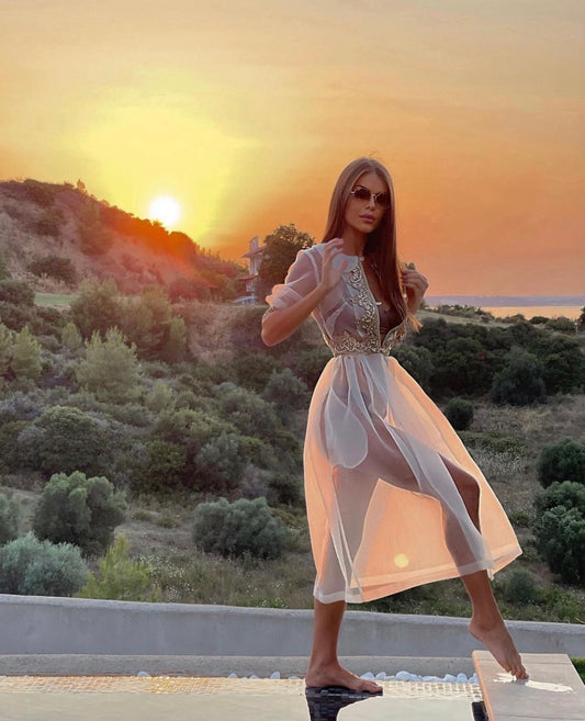 Пардесю 𝐒𝐚𝗺𝐢𝐫𝐚 със златна дантела от коприна