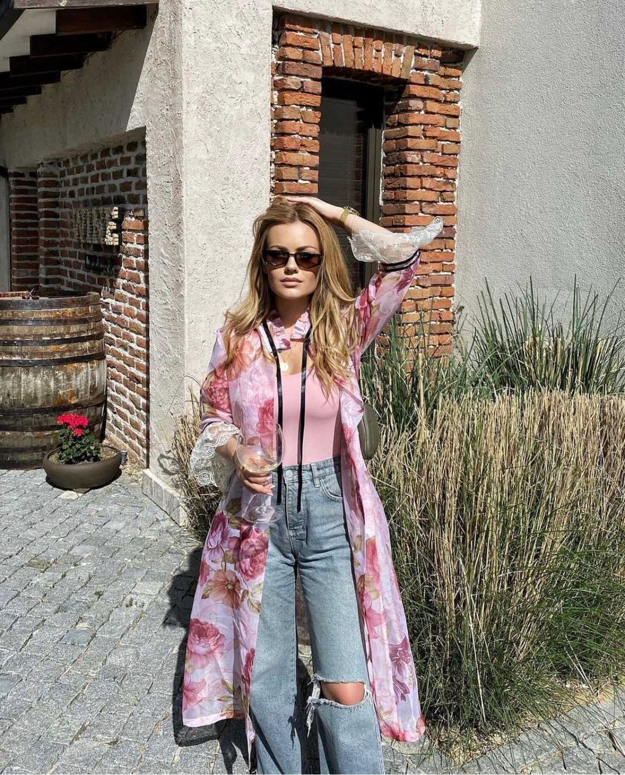 Пардесю 𝐂𝐚𝐩𝐫𝐢 с дантела